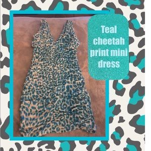 👗Teal green & cream cheetah print mini dress👗
